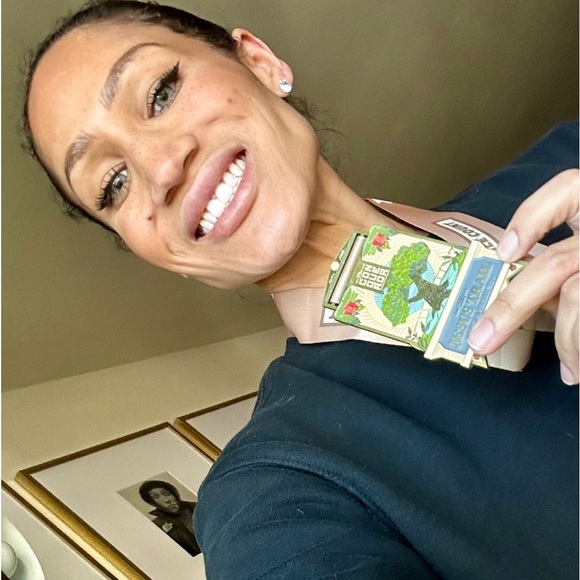 Posh Ambassador Adaline Grace   (Never Give Up JJ) - Picture 10 of 15